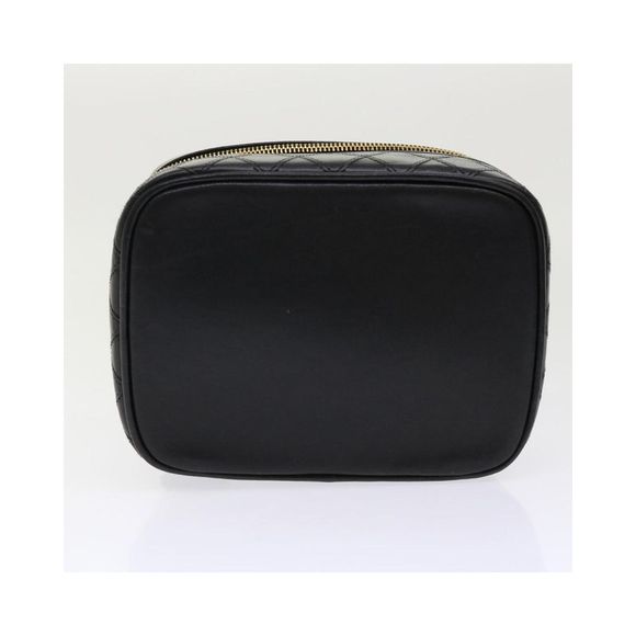 Chanel Sleek and Elegant Leather Cosmetic Pouch - Picture 8 of 9